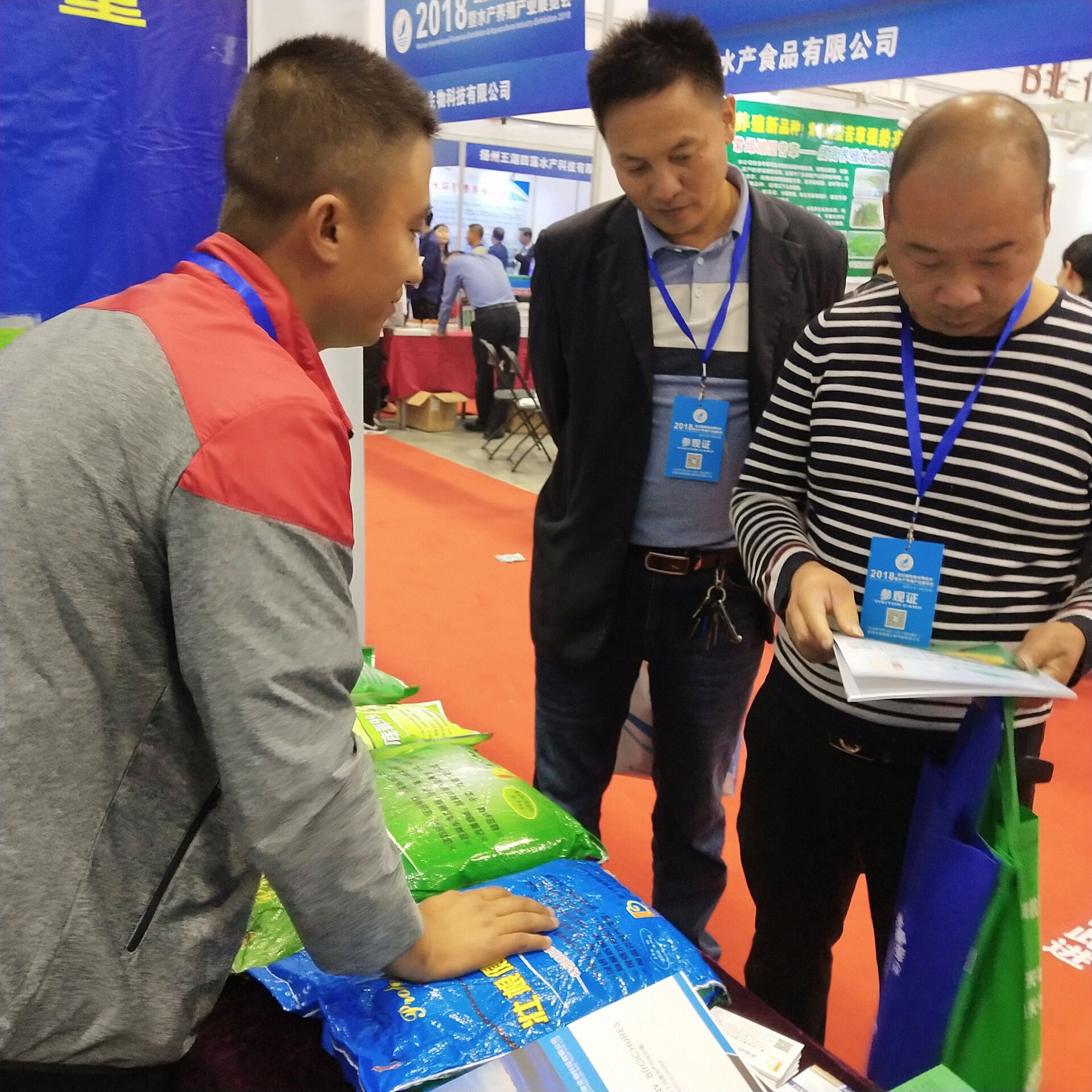 1540278016565621.jpg 4.jpg